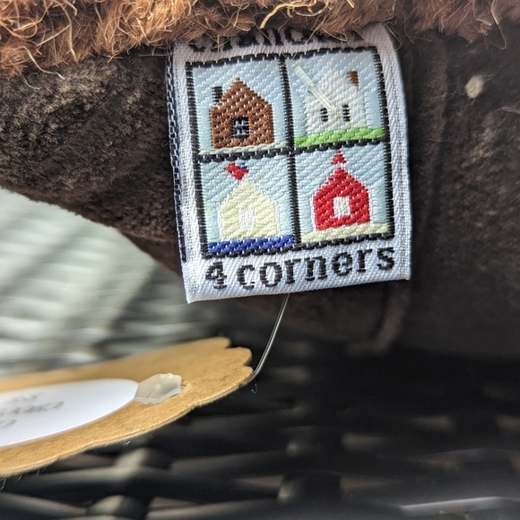 NWOT Chocolate Decorative Lumbar Pillow 4 Corners and designed by Judith Reilly - Picture 2 of 4